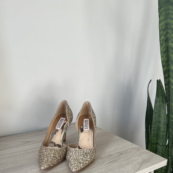Badgley Mischka Daisy II Half d'Orsay Pump - Picture 5 of 13